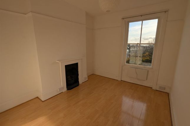 Second Floor Flat, 38, Buckingham Place, Brighton photo 3