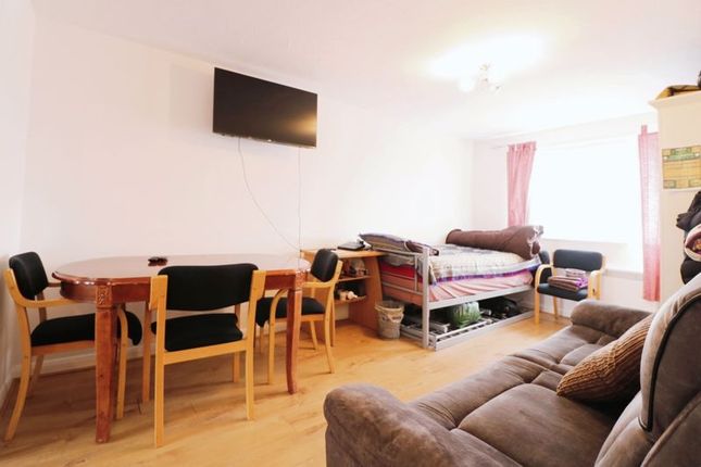 Flat for sale in Randall Close, Langley, Slough