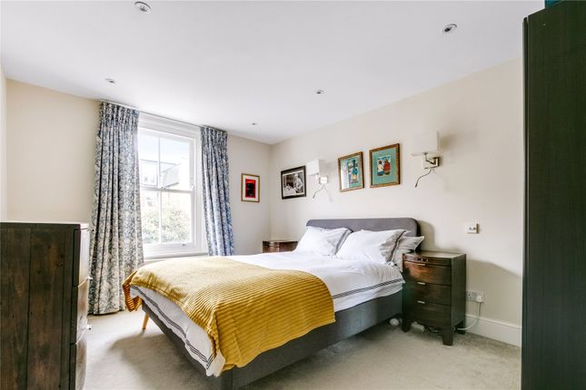 Terraced house for sale in Leathwaite Road, London