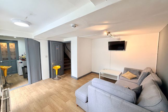53 The Terrace, Penryn photo 4