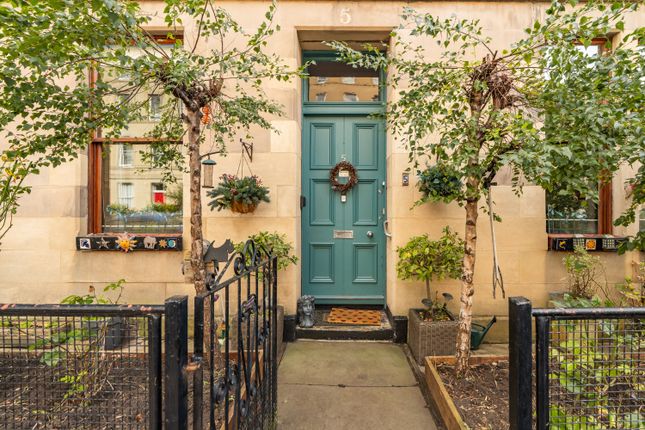 3-bed flat on Panmure Place, Edinburgh, £500,000