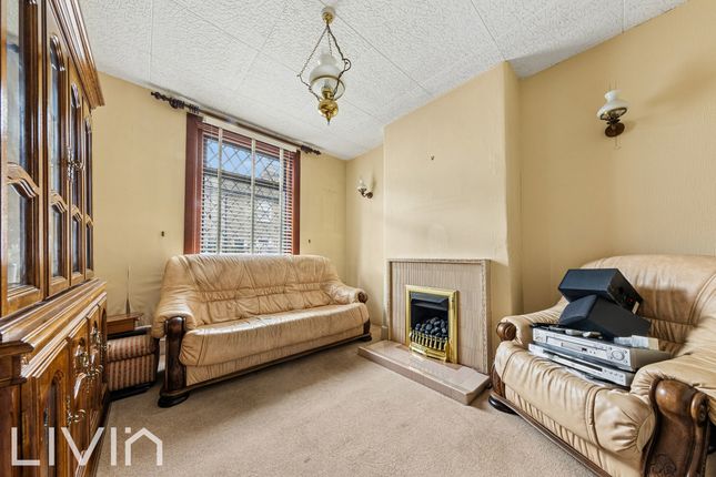 24 Queen Street, Croydon photo 4