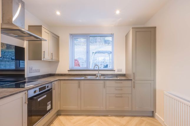 28 Empsom Road, Kendal photo 2