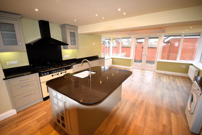 Kitchen Alt View