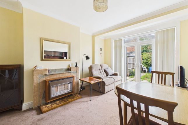 62, Lyndhurst Road, Worthing photo 4