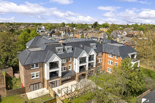 Flat for sale in Mulberry Court, Hampton Wick