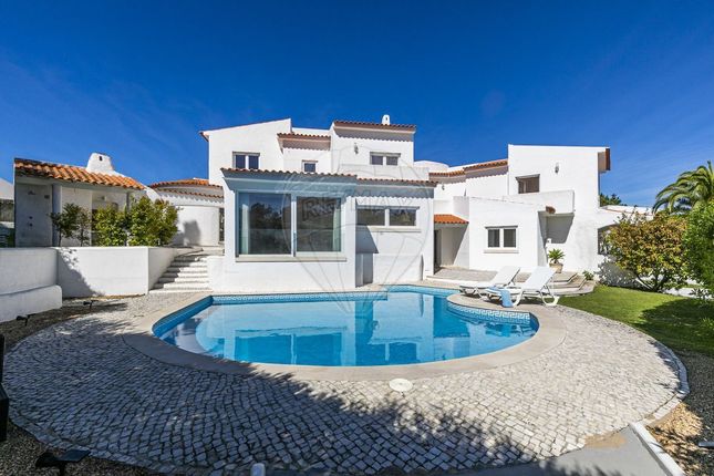 Villa for sale in Street Name Upon Request, Setúbal, Carvalhal, Pt
