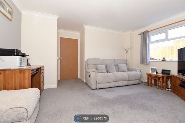 Preston Court Dodham Crescent, Yeovil photo 3