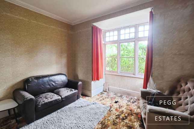 36 Studley Road, Torquay photo 4