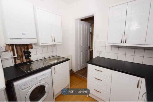 Terraced house to rent in Edith Avenue, Manchester