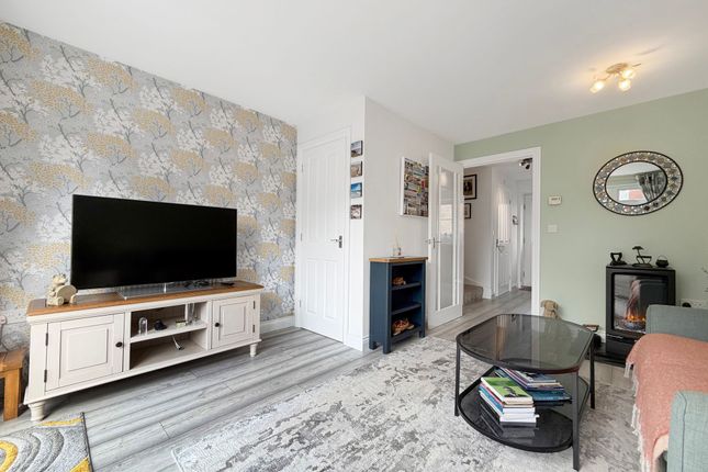 17 Waun Draw, Caerphilly photo 4