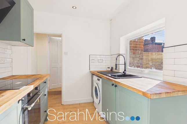 26 Rayleigh Grove, Gateshead photo 3