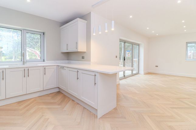 Fieldview, Bell Lane, Abbots Langley photo 5