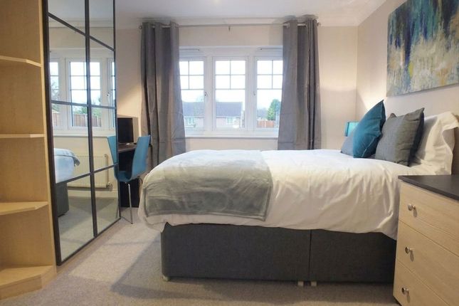 Room 7, 1 Pascal Crescent, Reading photo 2