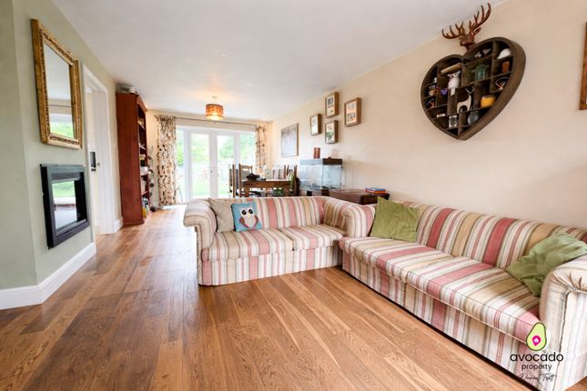 2 Pond House Estate, Sutton, Norfolk photo 3