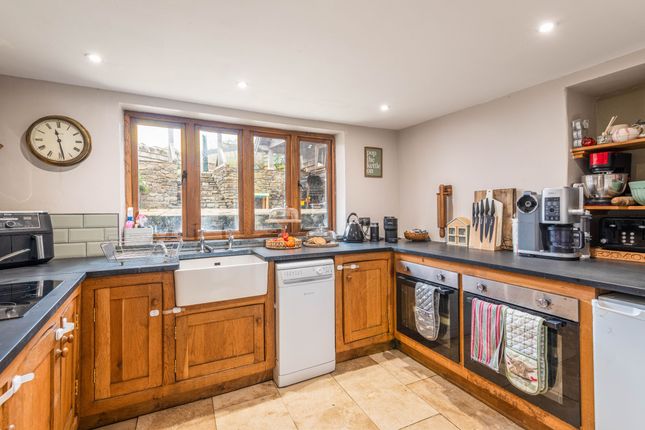 52 East Street, South Molton photo 3