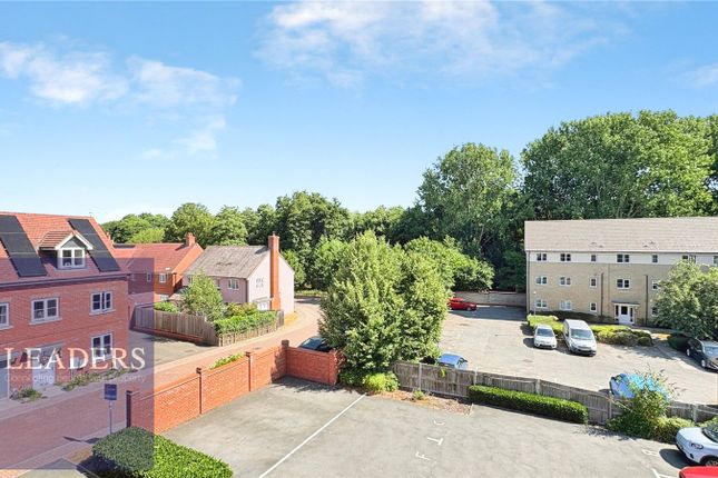 28, Hogarth Court, Halstead photo 3
