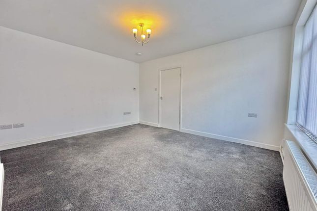 Cwmgelli Close, Swansea photo 3