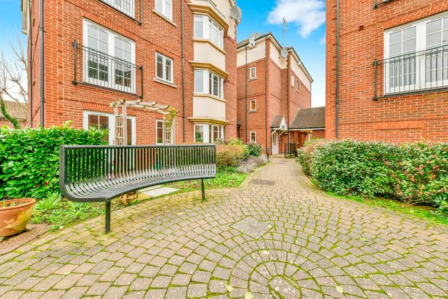 1-bed flat on 52, Peppermint Road, Hitchin, £190,000