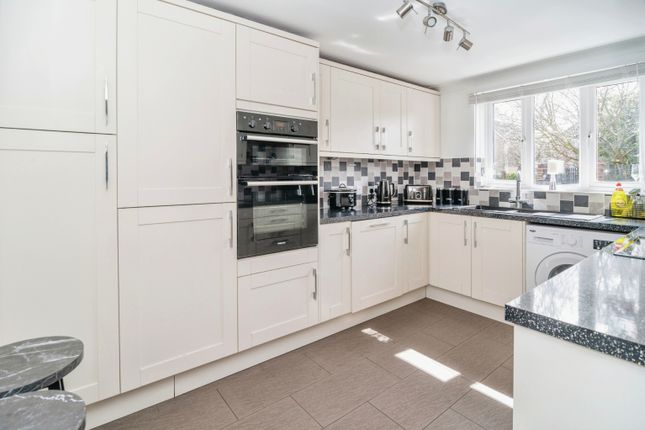 End terrace house for sale in Saffron Road, Chafford Hundred, Essex
