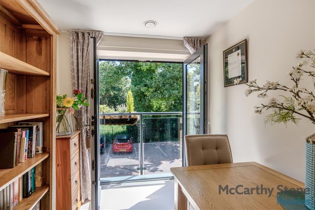 17 Thorneycroft, Wood Road, Wolverhampton photo 4
