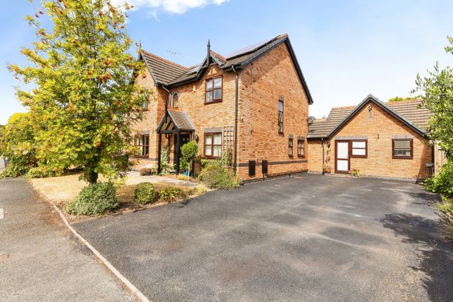 4, Pendragon Court, Wrexham photo 4