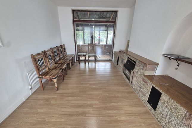 81, Abbey Park Road, BELGRAVE LEICESTER photo 3