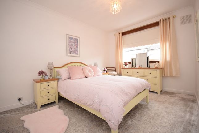 Flat for sale in Abbotsford Road, Wishaw