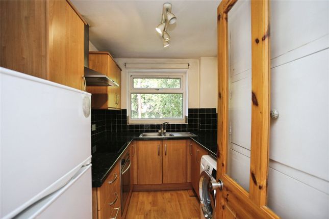11 Heaton Court, 128, Heaton Moor Road, Stockport photo 3