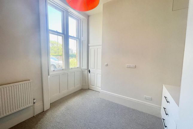 Flat to rent in Flat 3 Walton Lodge Court, 27 Castle Road, Clevedon