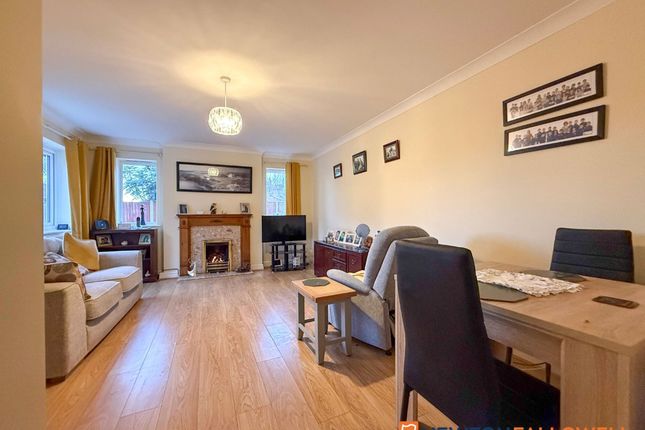 5 Marrison Court, Newark photo 2