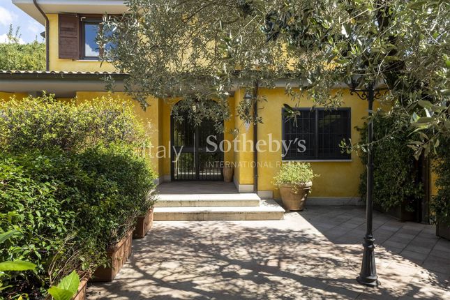 Villa for sale in Largo Dell'olgiata, Roma, Lazio