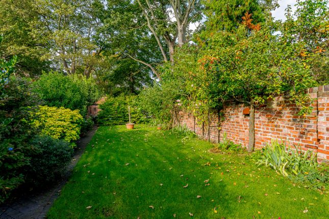 Town house for sale in St. Johns Hill, Shrewsbury, Shropshire