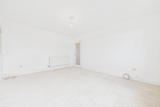 23, Woodlands Avenue, Glasgow photo 4