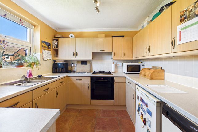 8, Anemone Court, Essex photo 2