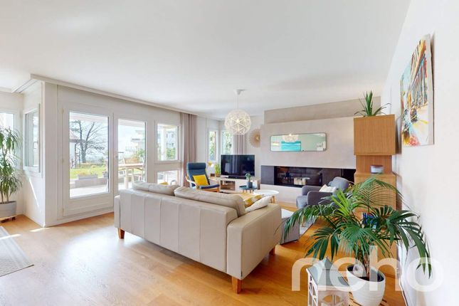 Apartment for sale in Lutry, Canton De Vaud, Switzerland