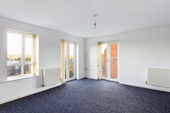 6, Grafton  Court, Burslem photo 3