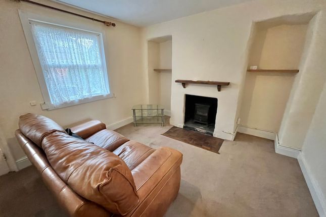 21, Doniford Road, Watchet photo 2