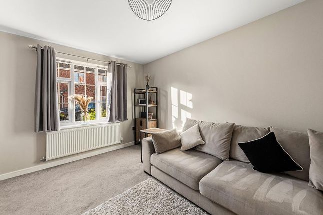 20, Sayers Crescent, Wisbech photo 3