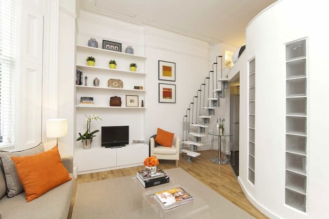 84B, Ladbroke Grove, London photo 3