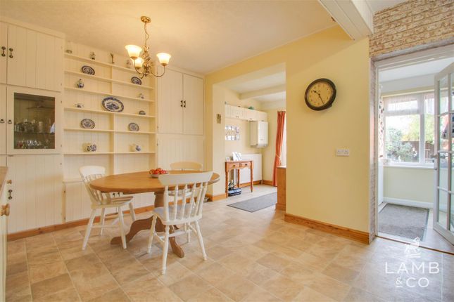 95, Harwich Road, Little Clacton photo 4