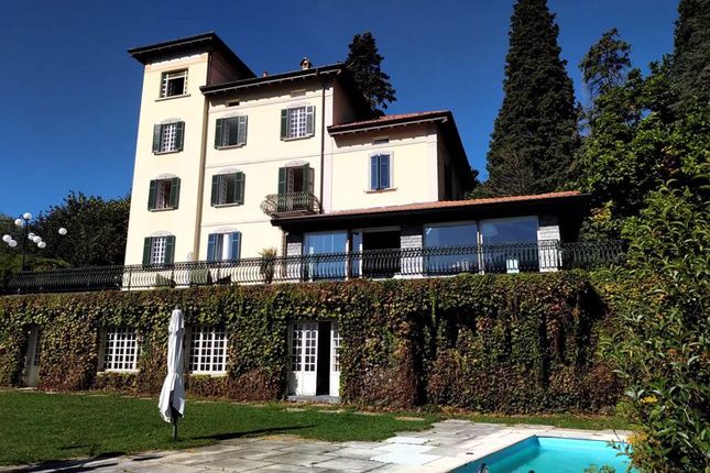 Detached house for sale in 22010 Argegno, Province Of Como, Italy