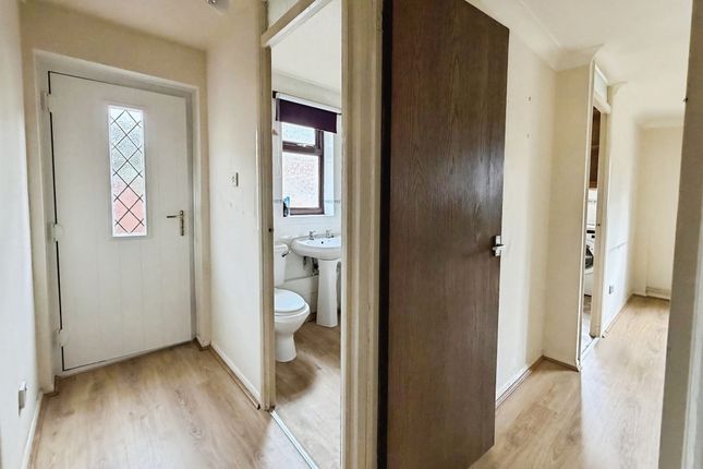 3, Cheverton Close, Derby photo 2
