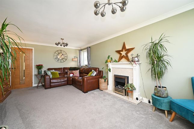 22, Cavendish Rise, Dronfield photo 3