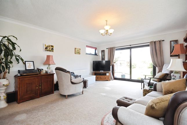 26, Jubilee Avenue, Chelmsford photo 3