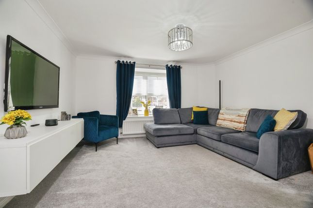 23, Harlech Court, Stockton-On-Tees photo 4