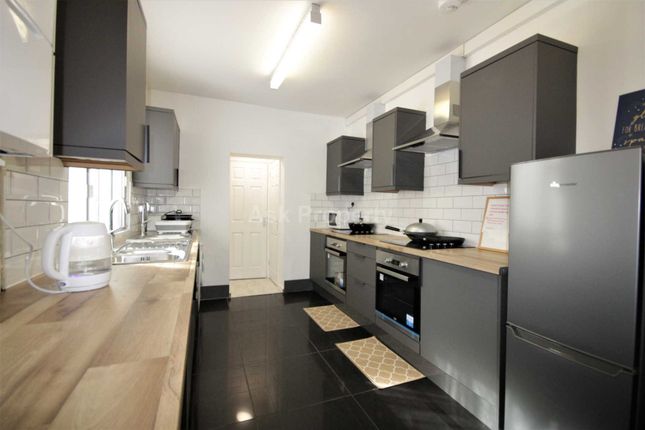Room 3, Westhill Drive, Mansfield photo 3