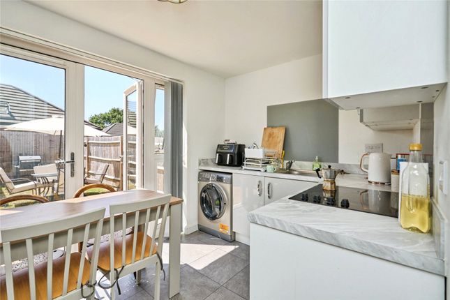 8, Lavender Way, Isle of Wight photo 4
