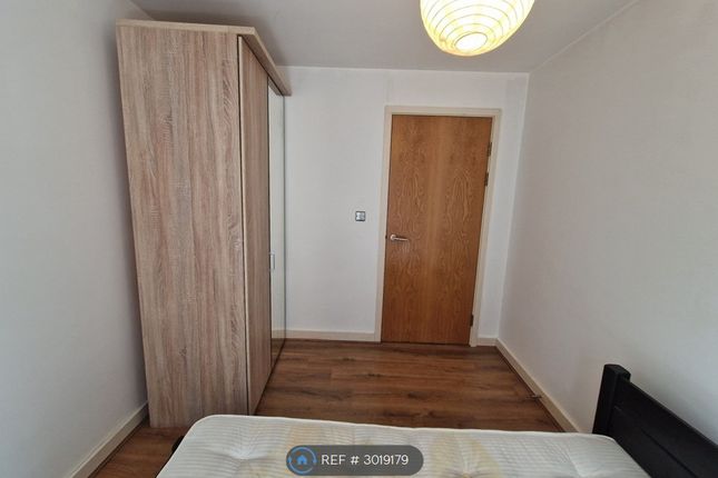 Apartment, Barton Place Hornbeam Way, Manchester photo 3