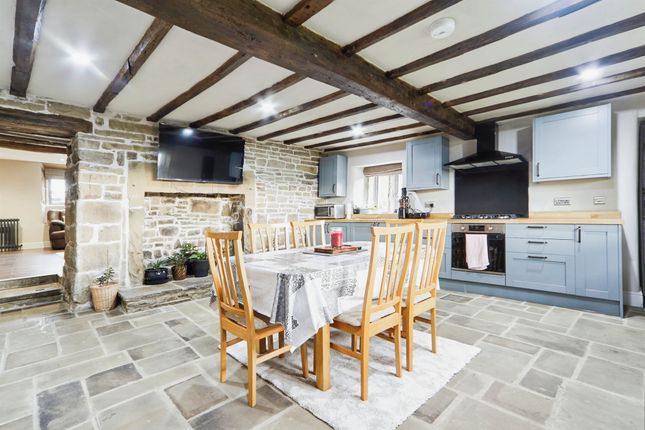 Dean House Farm, Allerton Lane, Bradford photo 2